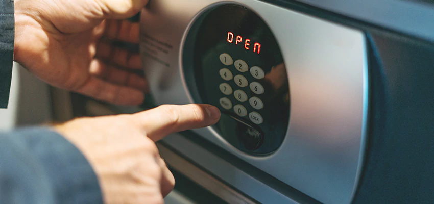 Cash Safe Openers in Menlo Park, California