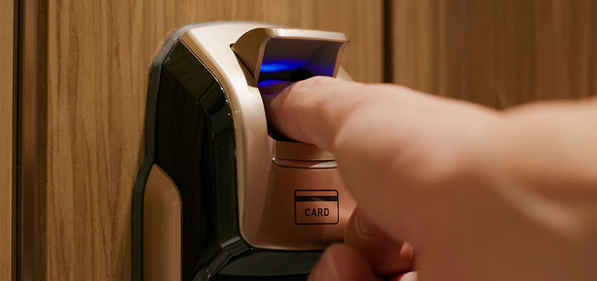 Locksmith Company For Window Lock Installation in Menlo Park, California